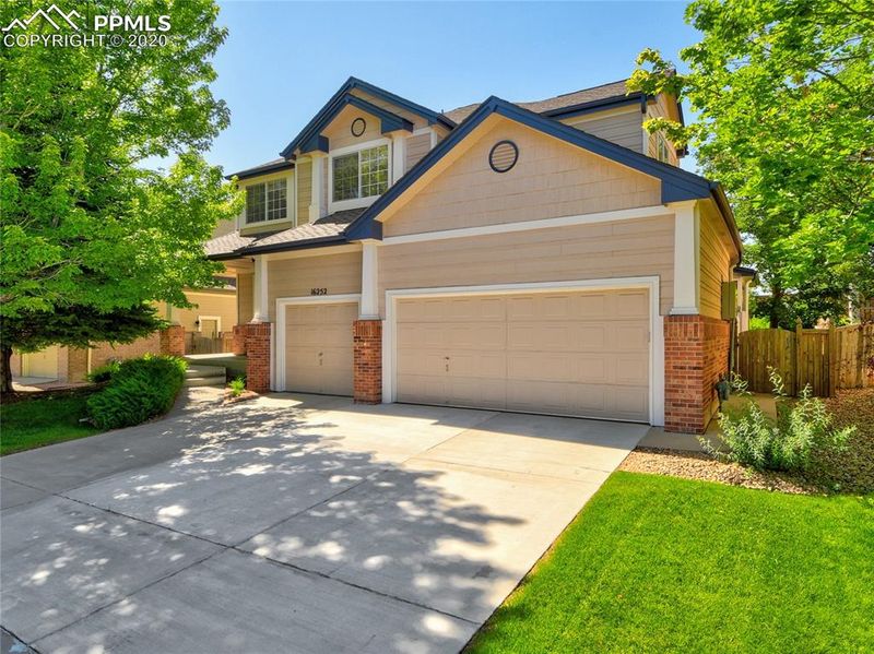 16252 Hollyridge Dr, Parker, CO 80134