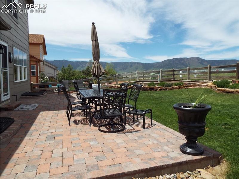 16307 Windy Creek Dr, Monument, CO 80132