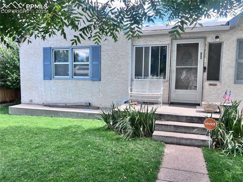 1632 Bragdon Ave, Pueblo, CO 81004