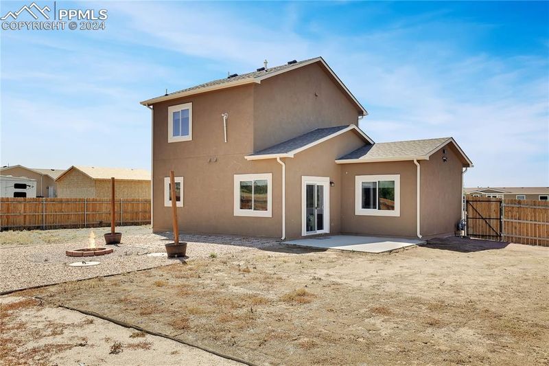 1633 W El Charro Dr, Pueblo, CO 81007