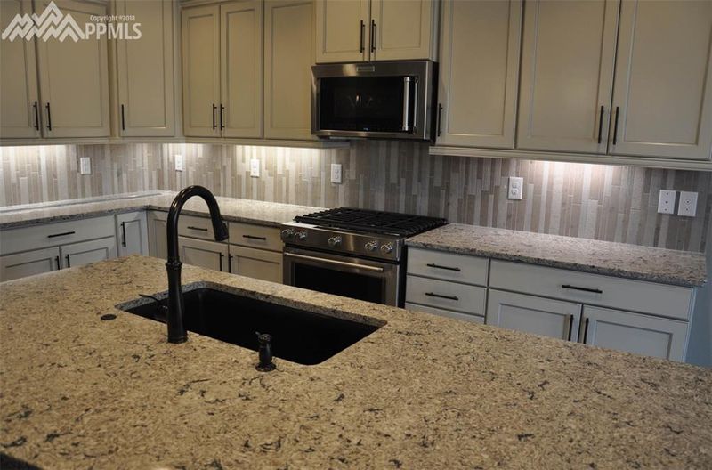 16335 Woodward Ter, Monument, CO 80132