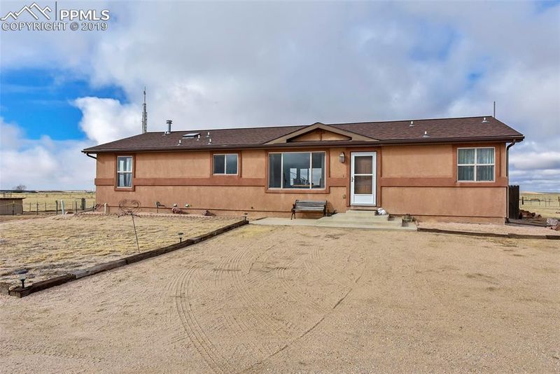 16380 Dearing Rd, Colorado Springs, CO 80928