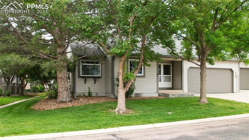 164 Cobblestone Dr, Colorado Springs, CO 80906