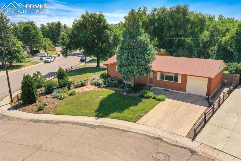 1643 Apache Trl, Colorado Springs, CO 80905