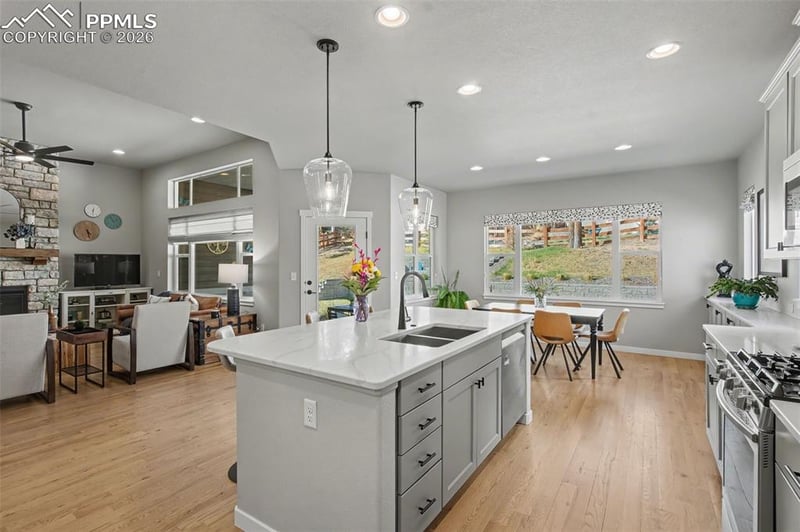 16439 Golden Sun Way, Monument, CO 80132
