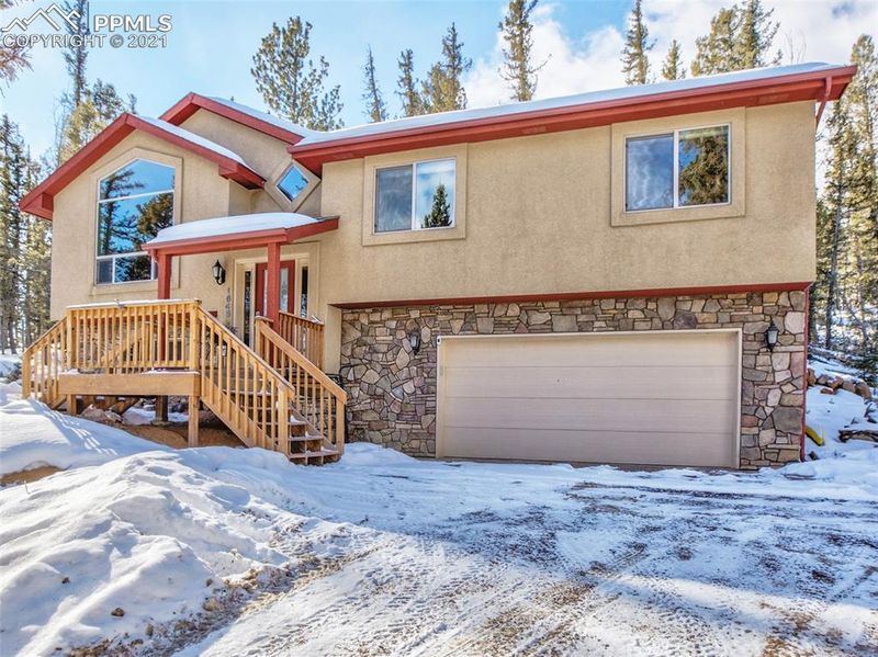 1645 Spring Valley Dr, Divide, CO 80814