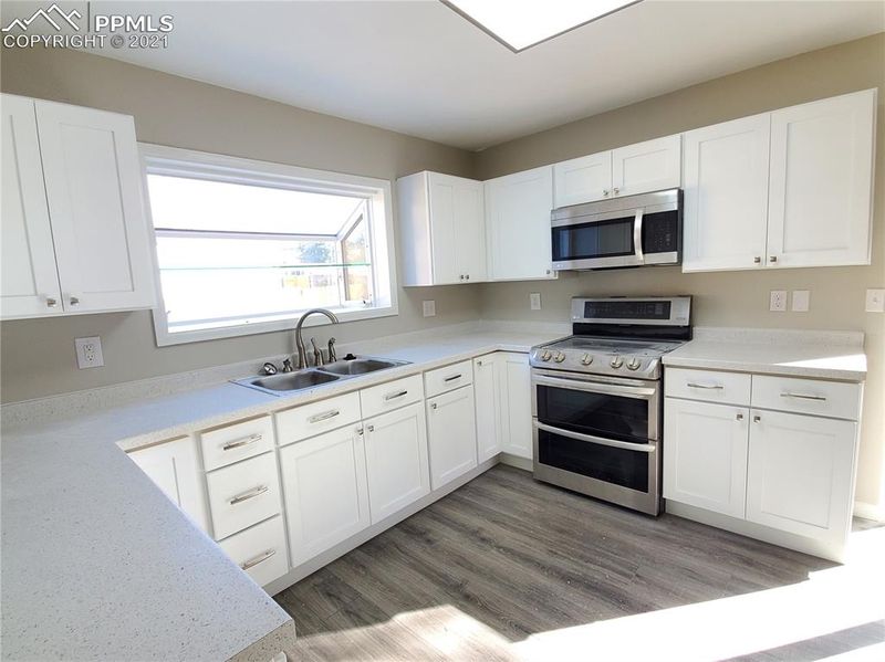 165 Fleming St, Colorado Springs, CO 80911