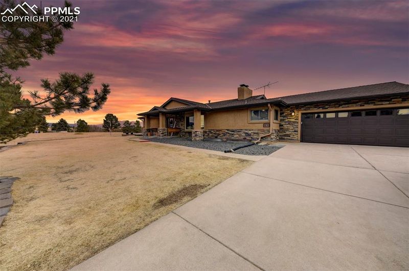 1650 Delta Rd, Colorado Springs, CO 80920