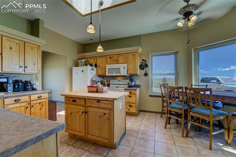 1650 Equestrian Point, Yoder, CO 80864