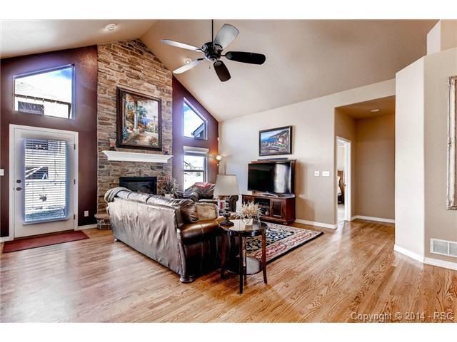 16528 Curled Oak Dr, Monument, CO 80132