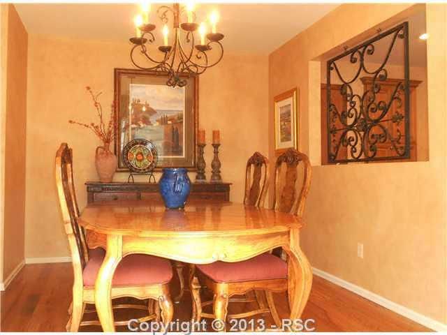 166 Cobblestone Dr, Colorado Springs, CO 80906