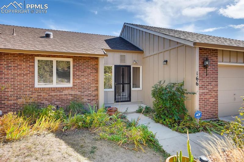 166 Dawson Dr, Castle Rock, CO 80104