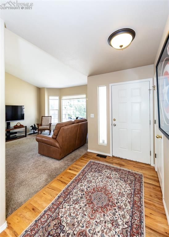 1660 Territory Trl, Colorado Springs, CO 80919