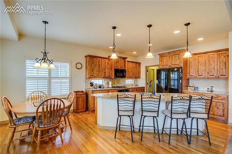 16624 Mystic Canyon Dr, Monument, CO 80132