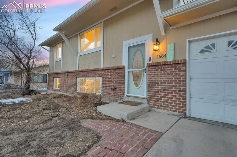 1664 Summernight Ter, Colorado Springs, CO 80909