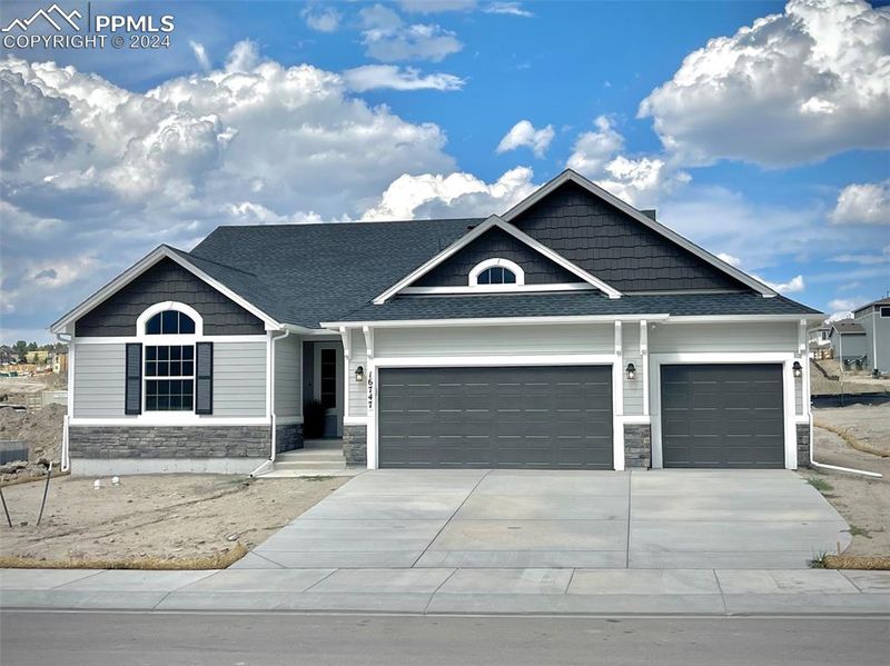 16747 Greyhawk Dr, Monument, CO 80132