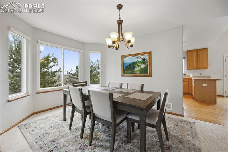 1677 Smoke Ridge Dr, Colorado Springs, CO 80919