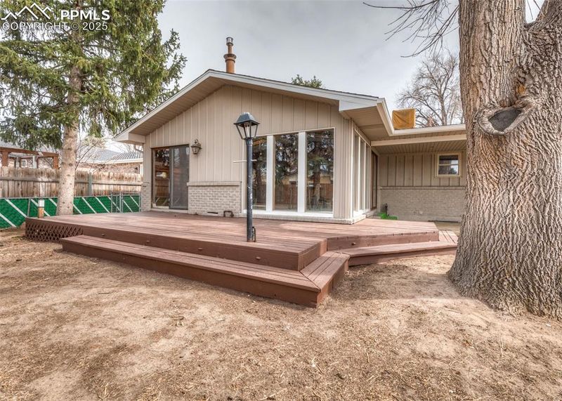168 Ithaca St, Colorado Springs, CO 80911