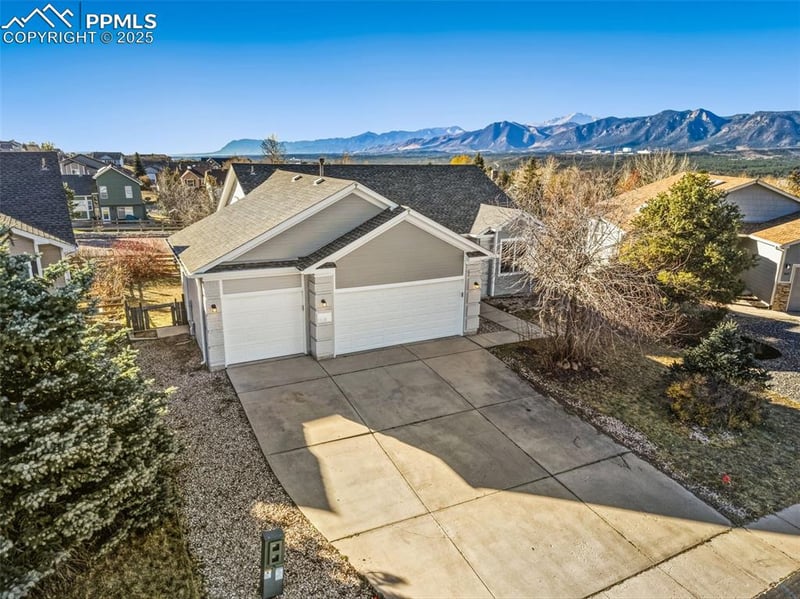 168 Old Creek Dr, Monument, CO 80132