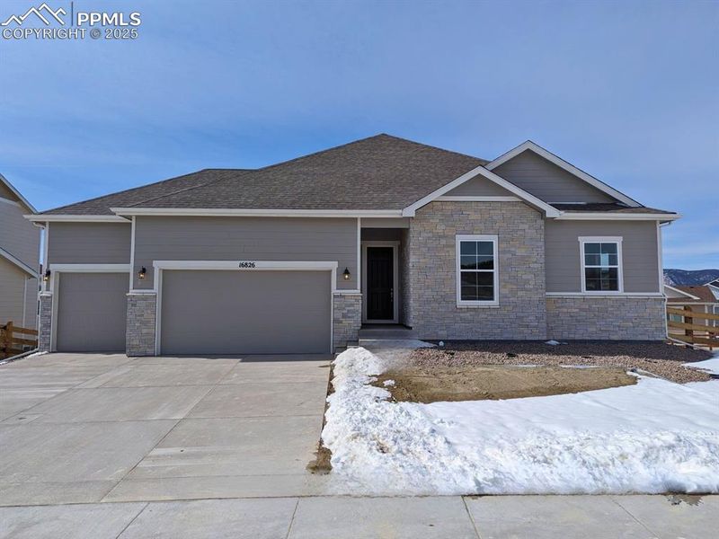 16826 Starfall Dr, Monument, CO 80132