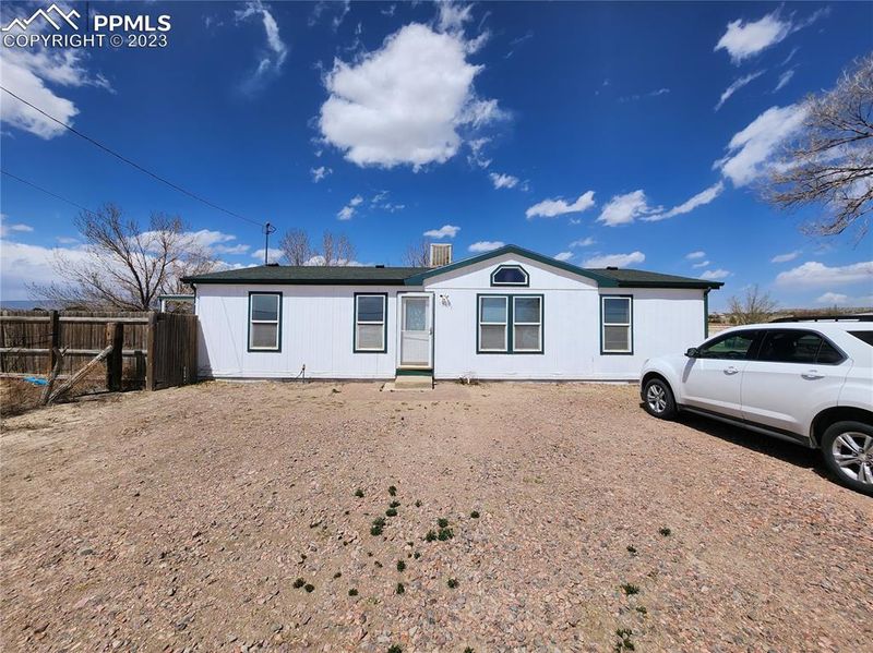 1683 9th St, Penrose, CO 81240