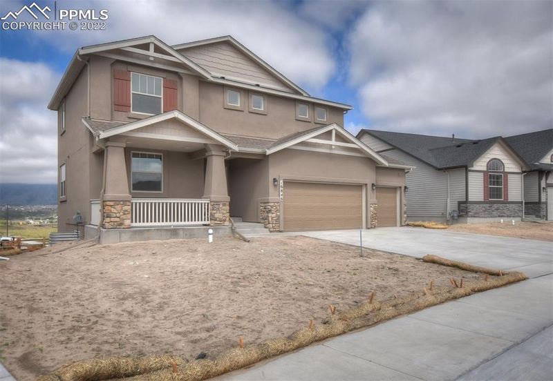 16846 Roaming Elk Dr, Monument, CO 80132