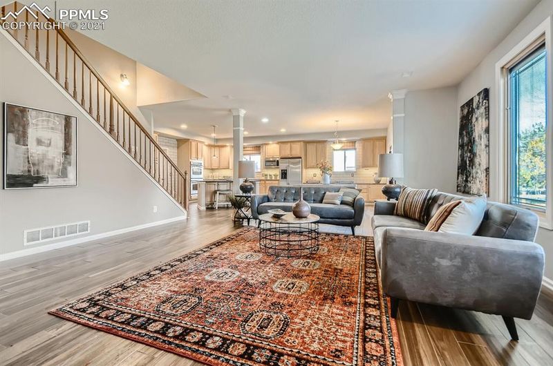 16872 E Lake Ln, Aurora, CO 80016