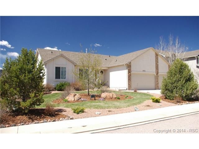 16924 Park Trail Dr, Monument, CO 80132