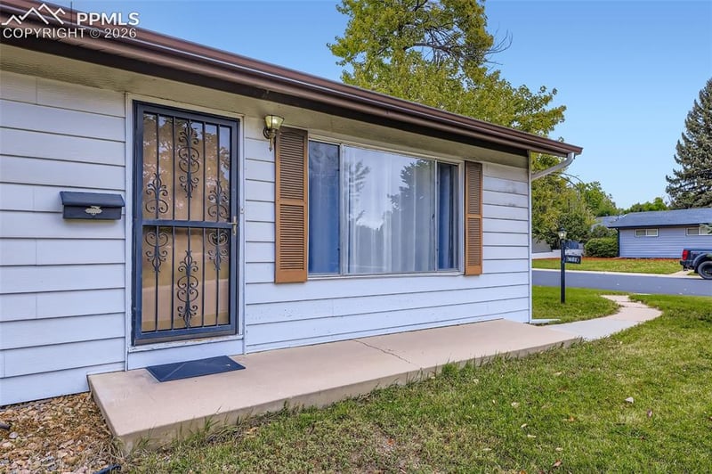 1693 S Elm St, Denver, CO 80222