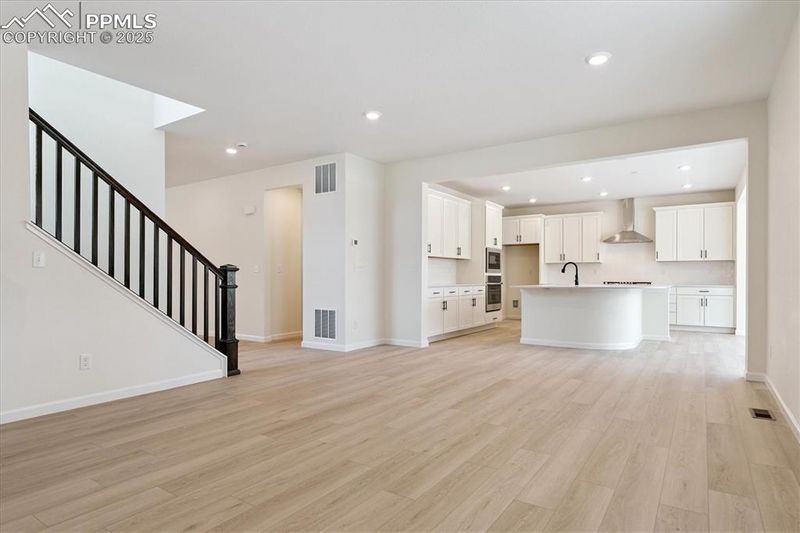 16967 Starfall Dr, Monument, CO 80132
