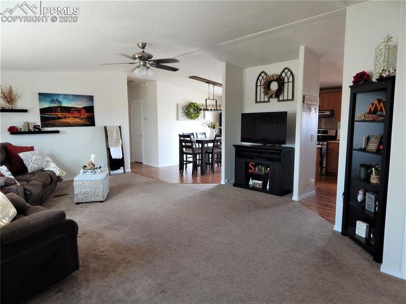 16990 Eaglenest Dr, Colorado Springs, CO 80930