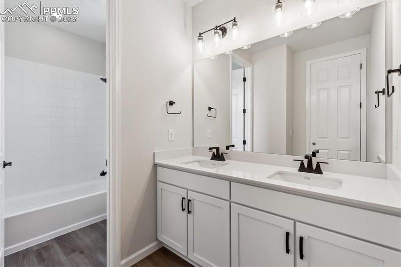 16994 Starfall Dr, Monument, CO 80132