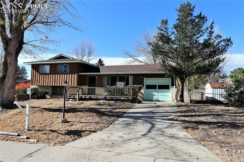 17 Mcburney Blvd, Colorado Springs, CO 80911