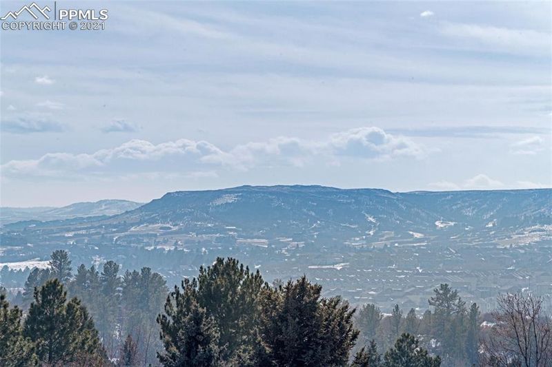 17 Oak Ridge Dr, Castle Rock, CO 80104