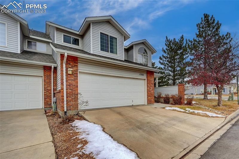 1702 Victorian Point, Colorado Springs, CO 80905