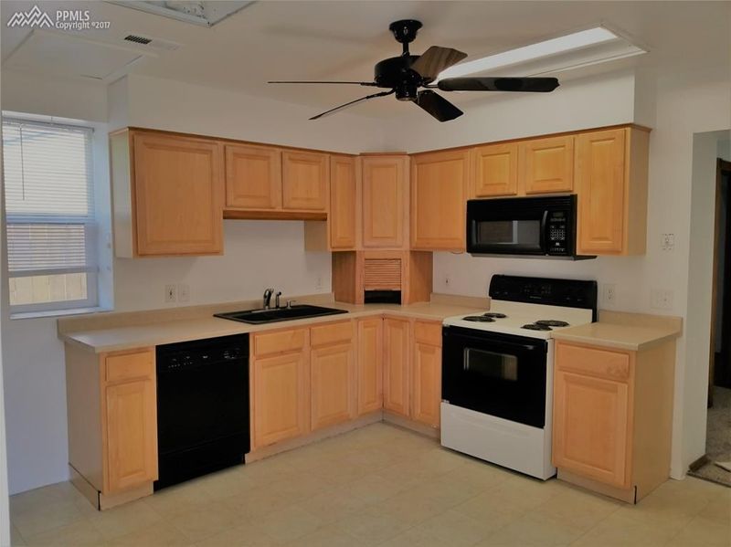 1703 W Colorado Ave, Colorado Springs, CO 80904