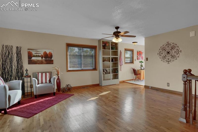 1704 N 7th St, Colorado Springs, CO 80907
