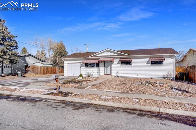 1704 Acacia Dr, Colorado Springs, CO 80907