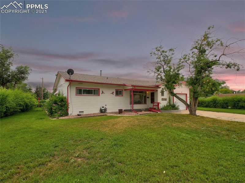 1704 Hallam Ave, Colorado Springs, CO 80911