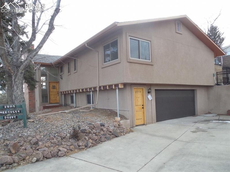 1705 Hercules Dr, Colorado Springs, CO 80905