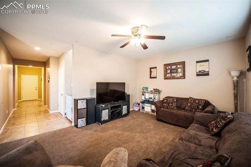 1708 Silver Meadow Cir, Colorado Springs, CO 80951