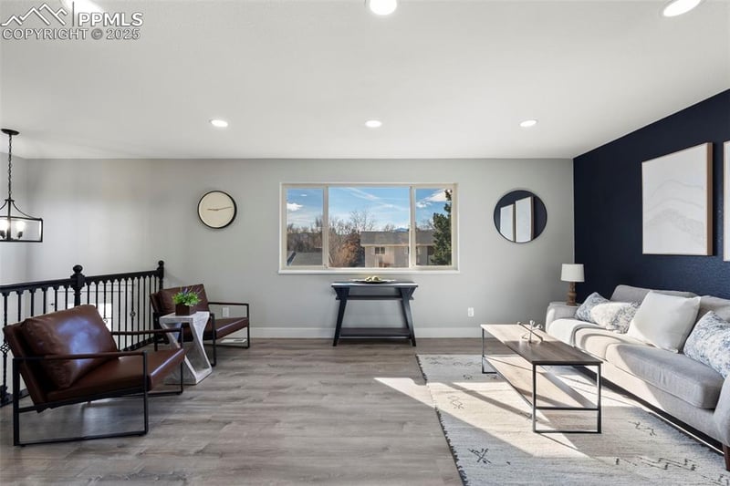 1709 Russell Cir, Colorado Springs, CO 80915