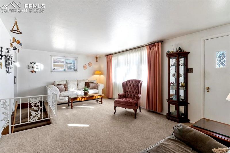 1709 Zuni Rd, Pueblo, CO 81001