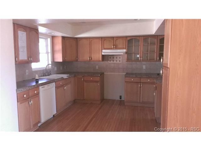 171 Glenn Pl, Pueblo, CO 81001