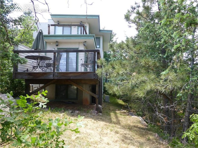 1710 Old Stage Rd, Colorado Springs, CO 80906
