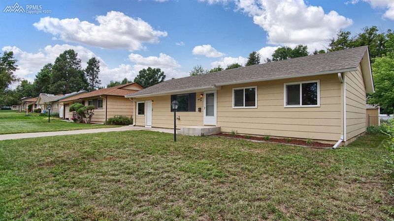 1710 Querida Dr, Colorado Springs, CO 80909
