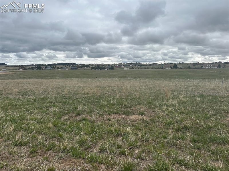 17111 Early Light Dr, Colorado Springs, CO 80908