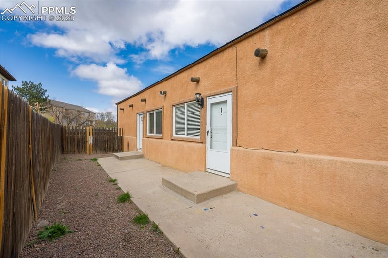 1712 Hampton , Colorado Springs, CO 80906