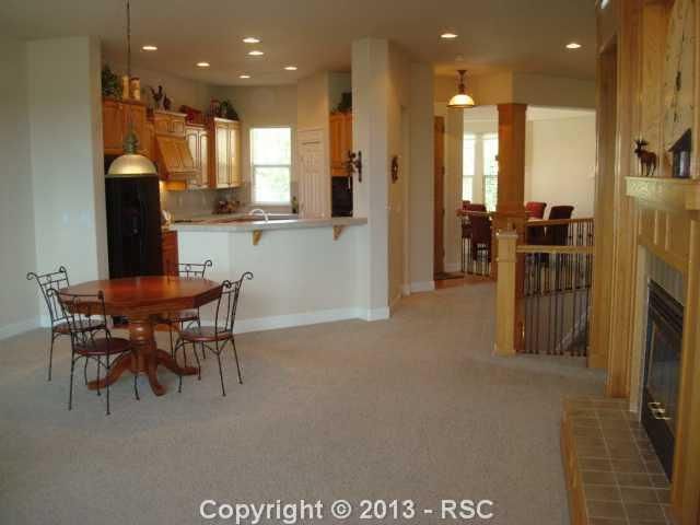1712 Pine Mesa Grv, Colorado Springs, CO 80918