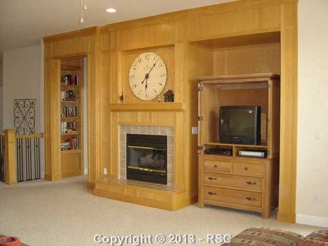 1712 Pine Mesa Grv, Colorado Springs, CO 80918
